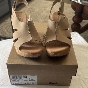 Clarks Beige Annabel Bari women’s wedge sandal